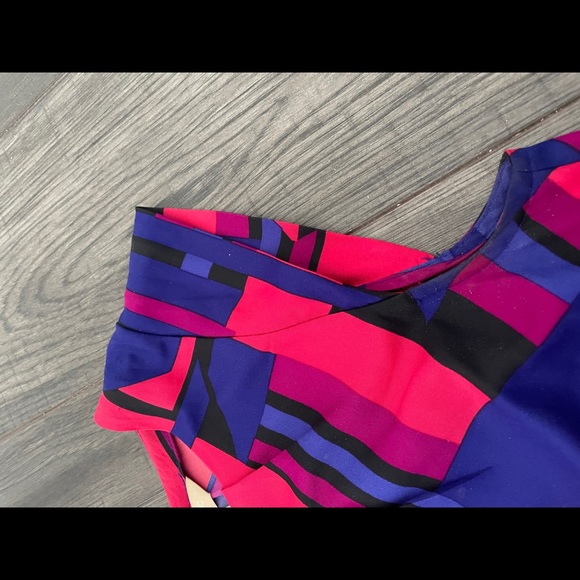 Banana Republic Cap Sleeve Top - Picture 3 of 3